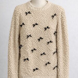 Lauren Conrad size M off white Pearl and bow sweater